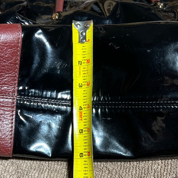 Kate Spade Black and Burgundy Shoulder Bag - Picture 11 of 16